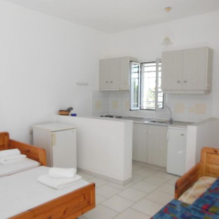 Helonata Apartments Arkoudi Buitenkant foto