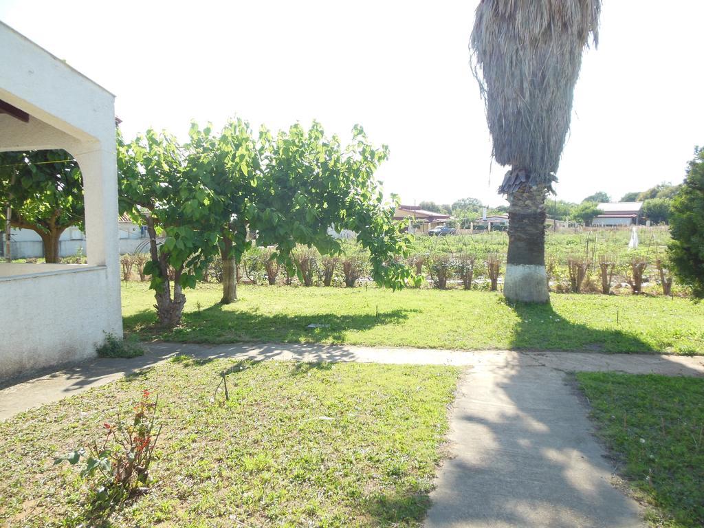 Helonata Apartments Arkoudi Buitenkant foto